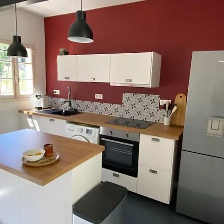 Petite Maison Pres De La בית נופש