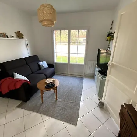 Petite Maison Pres De La